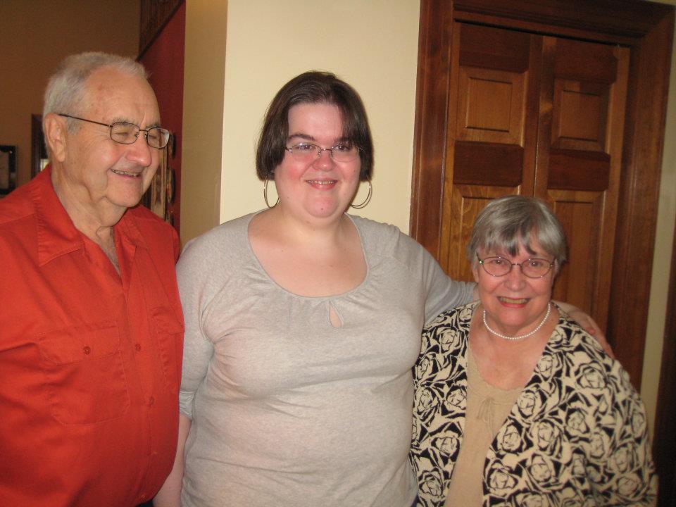 321125_225589024164807_1221408652_n